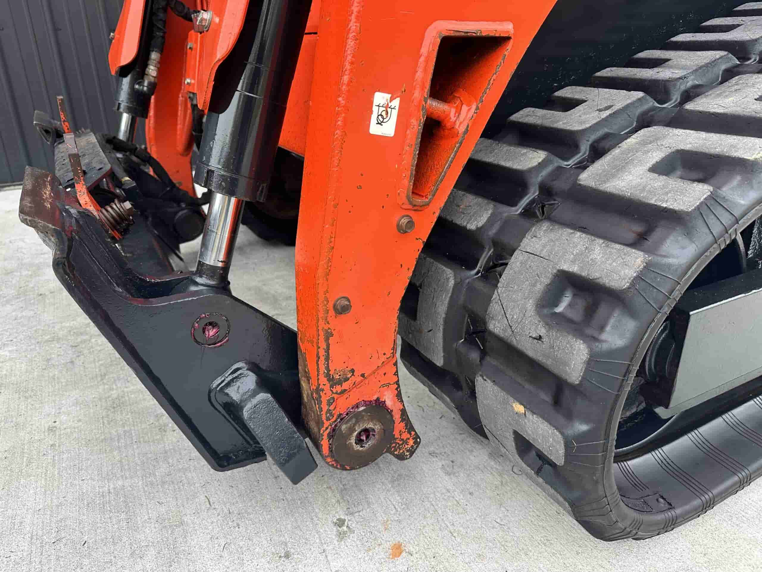 2017 KUBOTA SVL75-2
